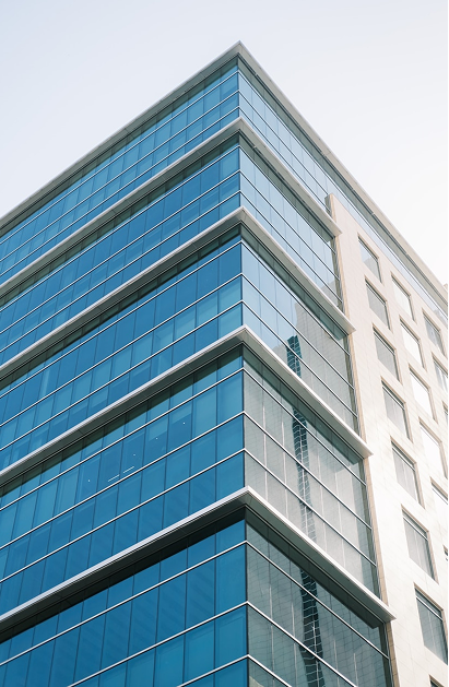 Dako - Sleek City Apartment